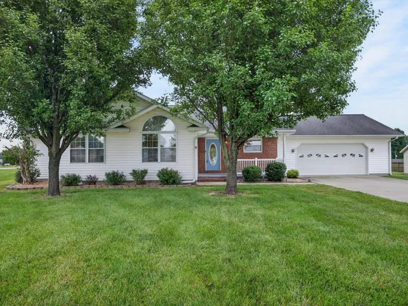 170 Byron St, Loogootee, IN 47553