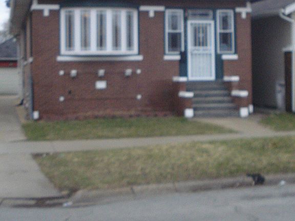 2nd image of 1108 W 143rd St