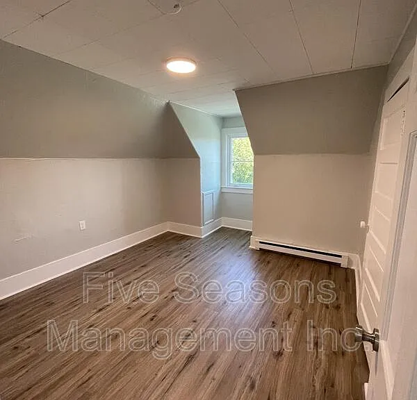 19 Fletcher Pl #3 — Photo 14
