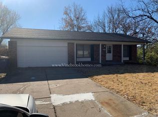 2288 Redman Rd, Saint Louis, MO 63136