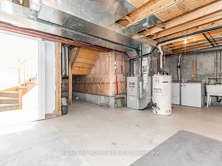 6 Peter St — Photo 32