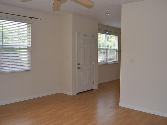 4th image of 3889 Thorngate Dr