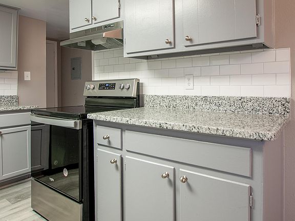 3rd image of 641 Powder Springs St SE APT 11