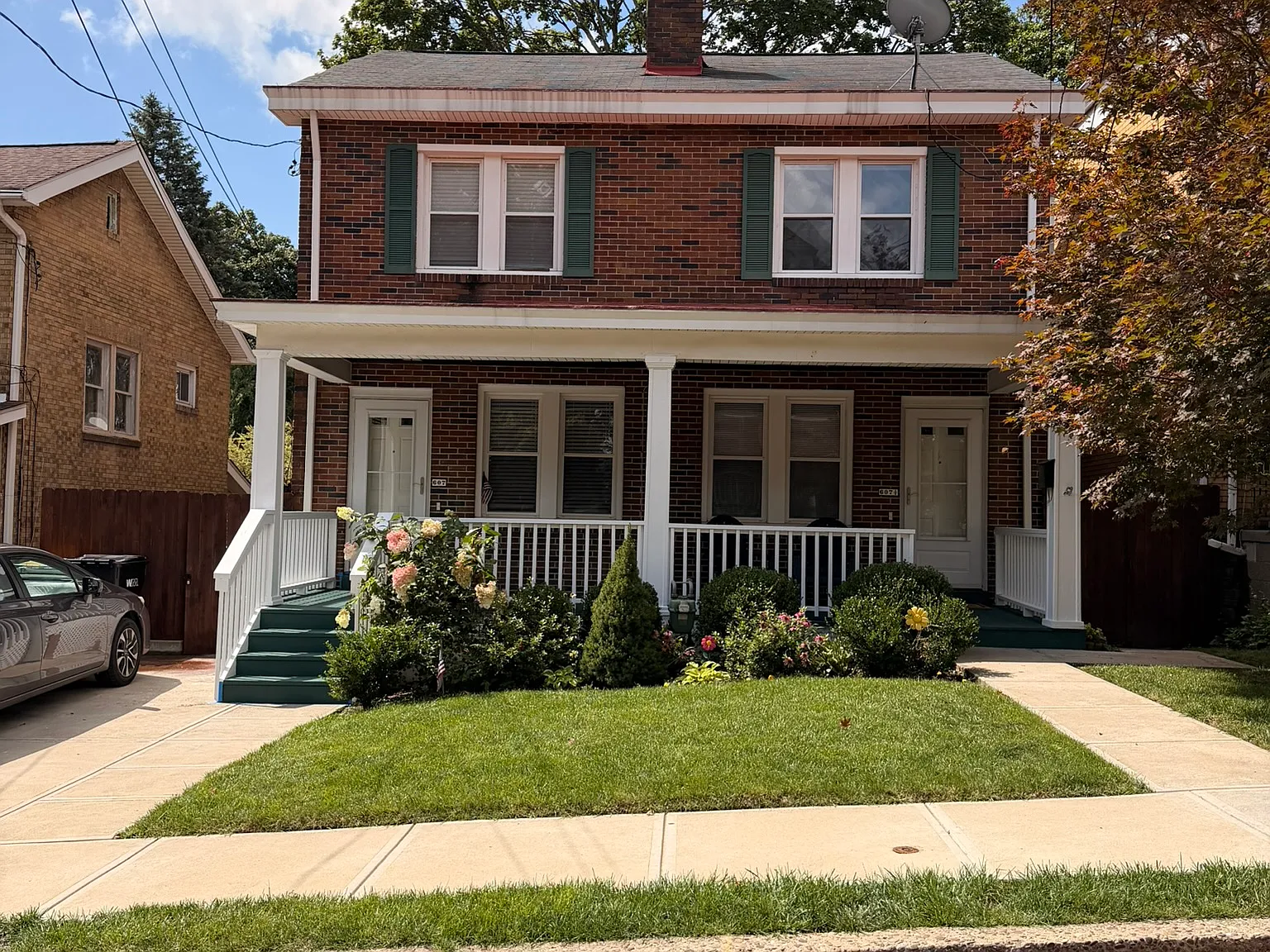 2 bed, 1100 sqft, $1,700 — Photo 2