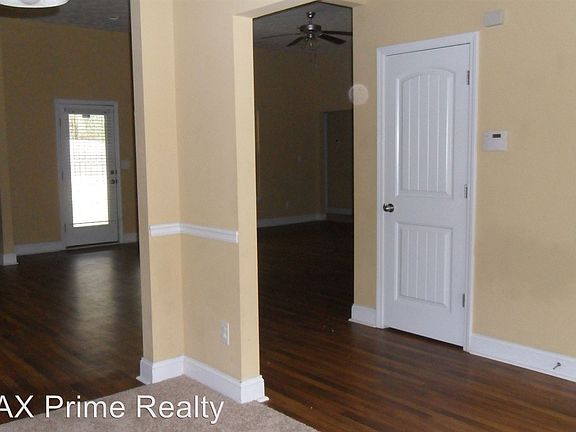 3rd image of 334 Lee Road 2170