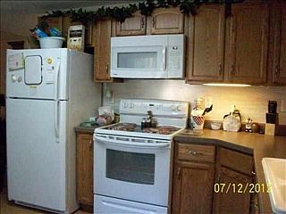 3rd image of 1409 Kensington Dr
