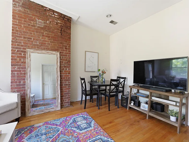 56 Madison St #3 — Photo 2