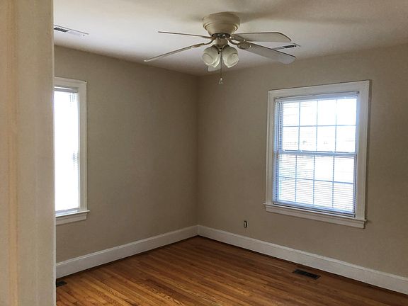 5th image of 1711 Treemont Dr