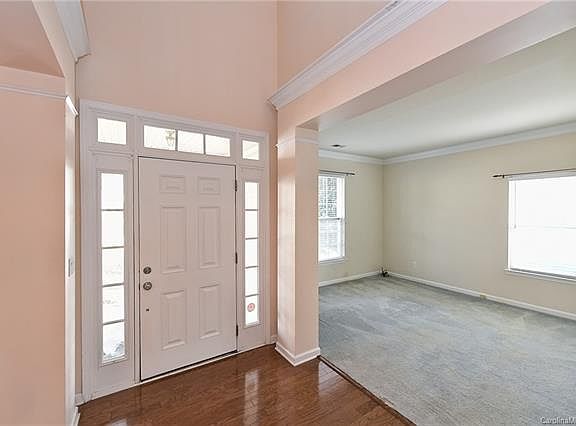 3rd image of 2621 Windsor Chase Dr