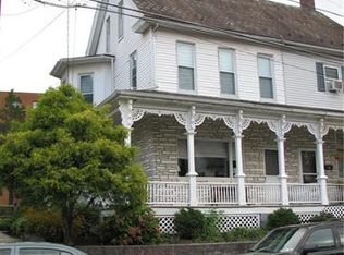 57 North St, Slatington, PA 18080