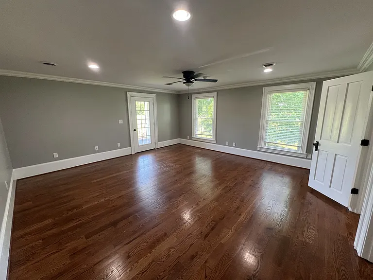 290 Kirk Ln — Photo 55