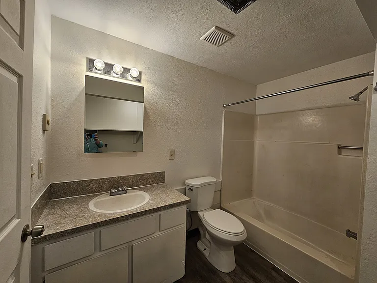 2242 42nd Ave #1 — Photo 7