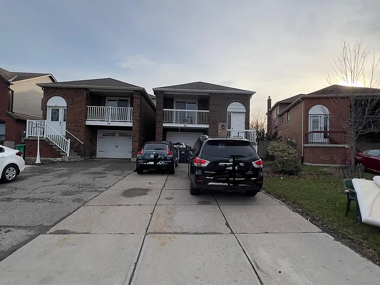 44 Rotherglen Ct — Photo 11