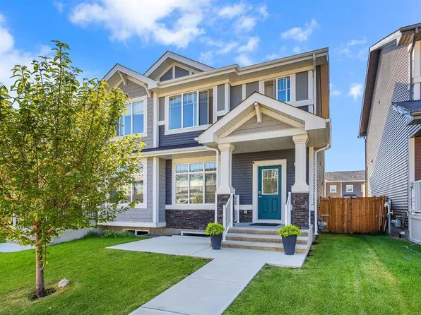 41 E Sunrise Hts, Cochrane, AB T4C 2R9