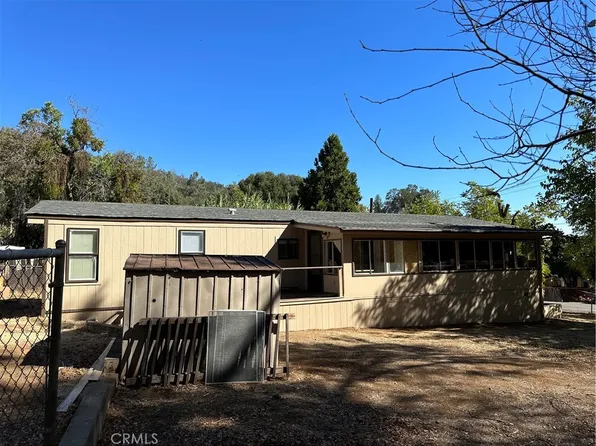 9915 Harvey Blvd, Clearlake Oaks, CA 95423