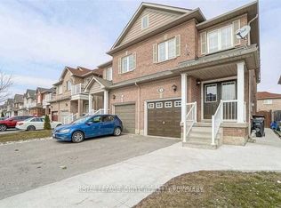 34 Sugarberry Dr, Brampton, ON L6X0K3