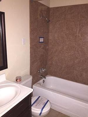 3rd image of 1839 Custer Dr