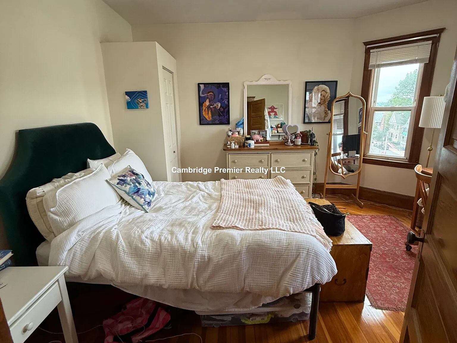 3 bed, $3,400 — Photo 2