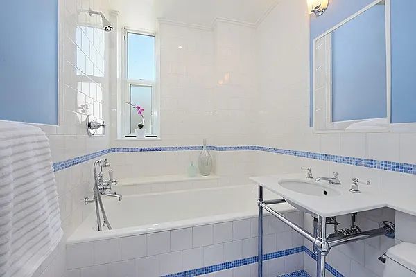 Sold by Corcoran | media 43