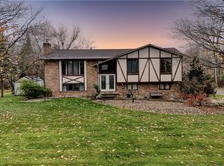 5818 Eastview St, Louisville, OH 44641