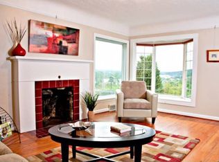 347 SW Hamilton St, Portland, OR 97239