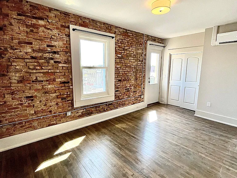 101 S Main St #301 — Photo 15