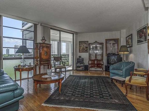 2nd image of 20400 W Country Club Dr APT 708