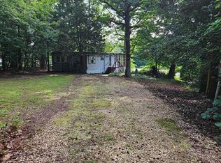 938 Forest Grove Rd, Colonial Beach, VA 22443