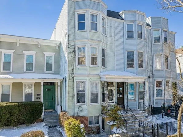 119 Booraem Avenue image 1 of 26