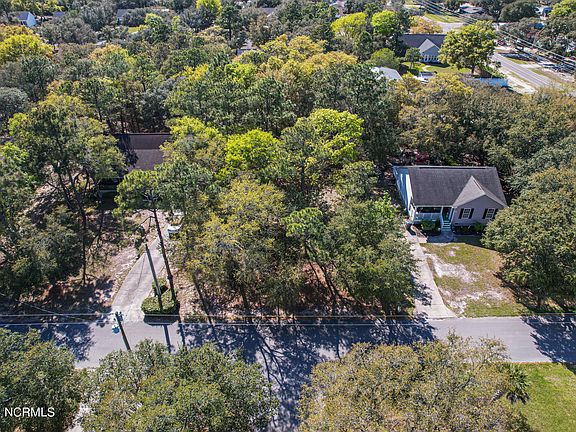 2nd image of 2565 Bellamy Drive SW