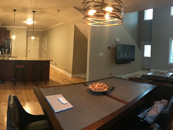 5th image of 9 Waters Edge Blvd #16