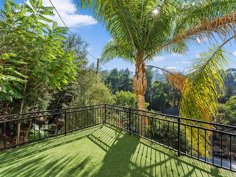 3782 Berry Dr — Photo 33