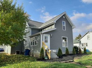 1703 Wayne St, Auburn, IN 46706