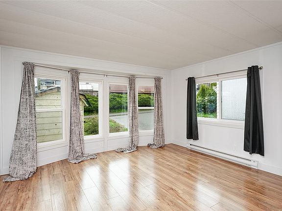 2nd image of 70 Cooper Rd #5