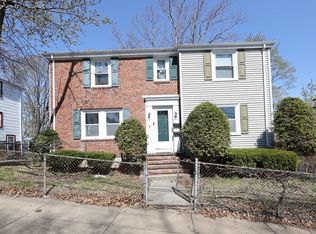 7 Grew Hill Rd, Roslindale, MA 02131