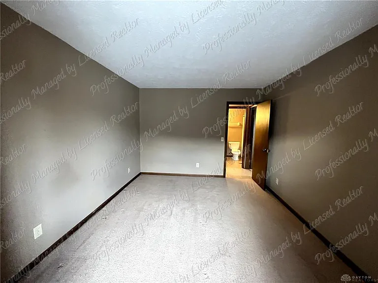 8774 Shadycreek Dr — Photo 19