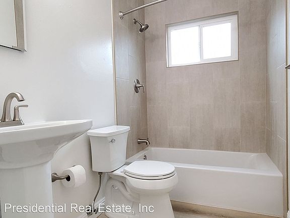 5th image of 1860 Whitwood Ln APT 2