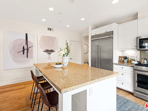 4th image of 12518 W Fielding Cir APT 1