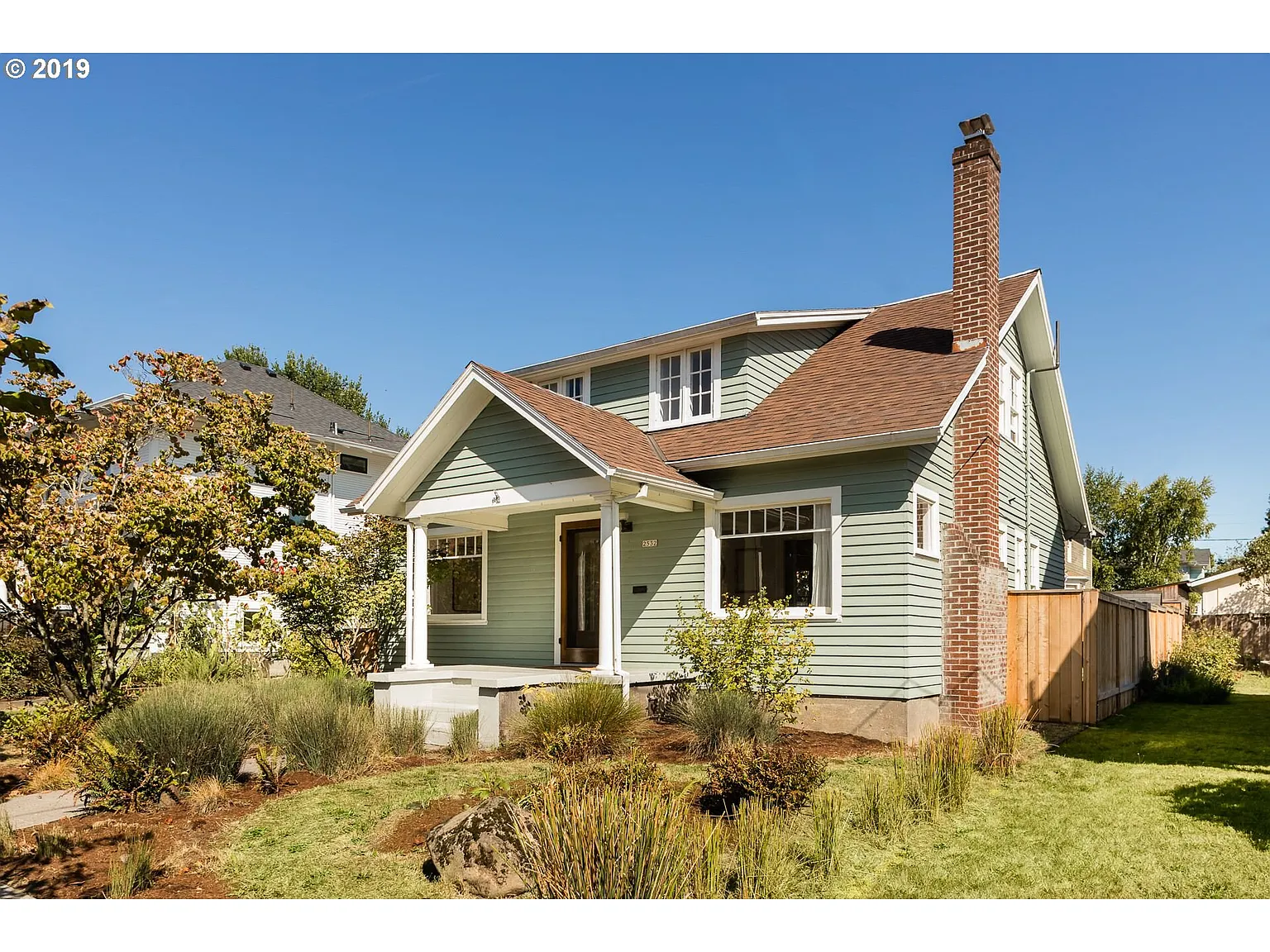 2532 SE 16th Ave photo 1