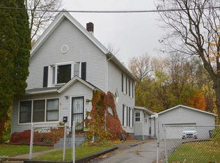 208 Phelps Ave, Kalamazoo, MI 49048