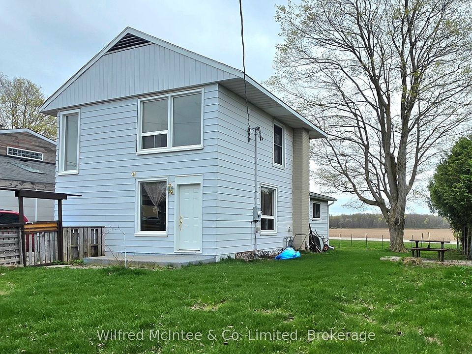 1st image of 10 Quebec Rd