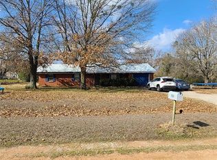 5020 Hodges Rd, Marietta, OK 73448