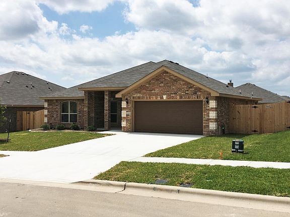 3rd image of 3606 Loma Gaile Ln