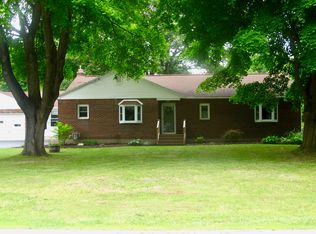 25 Wing Rd, Rexford, NY 12148