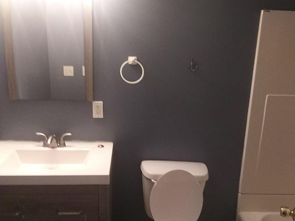 Full bathroom