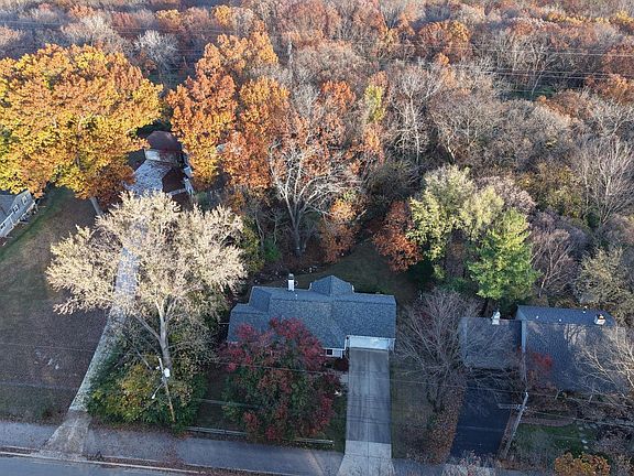 4th image of 3708 N Harvard Ave
