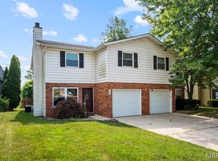 48 Clinton Hill Dr, Swansea, IL 62226