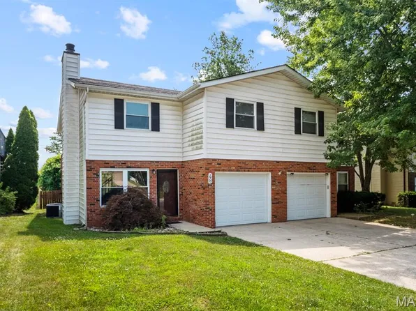 48 Clinton Hill Dr, Swansea, IL 62226