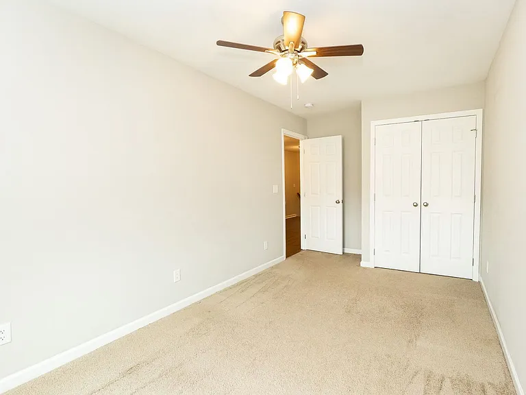 2106 Duncan Ave #104 — Photo 15