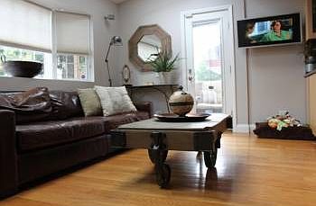4th image of 3262 36th St #1